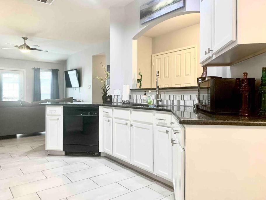 Modern Updates - Great Location - King Bed- Bmt San Antonio Dış mekan fotoğraf