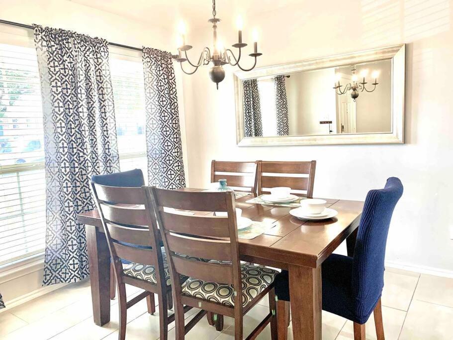 Modern Updates - Great Location - King Bed- Bmt San Antonio Dış mekan fotoğraf